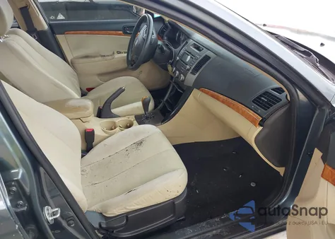 2009 Hyundai Sonata Gls z USA, uszkodzony, nr VIN 5NPET46C29H562262